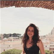 Sono una ragazza di Spoleto, laureata in economia del turismo